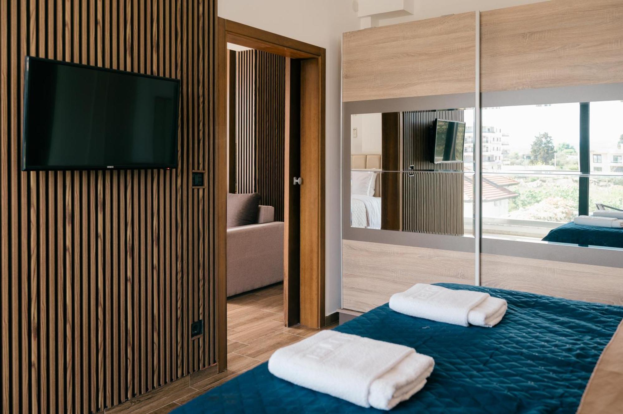 Hotel Lajka Luxury 乌尔齐尼 外观 照片