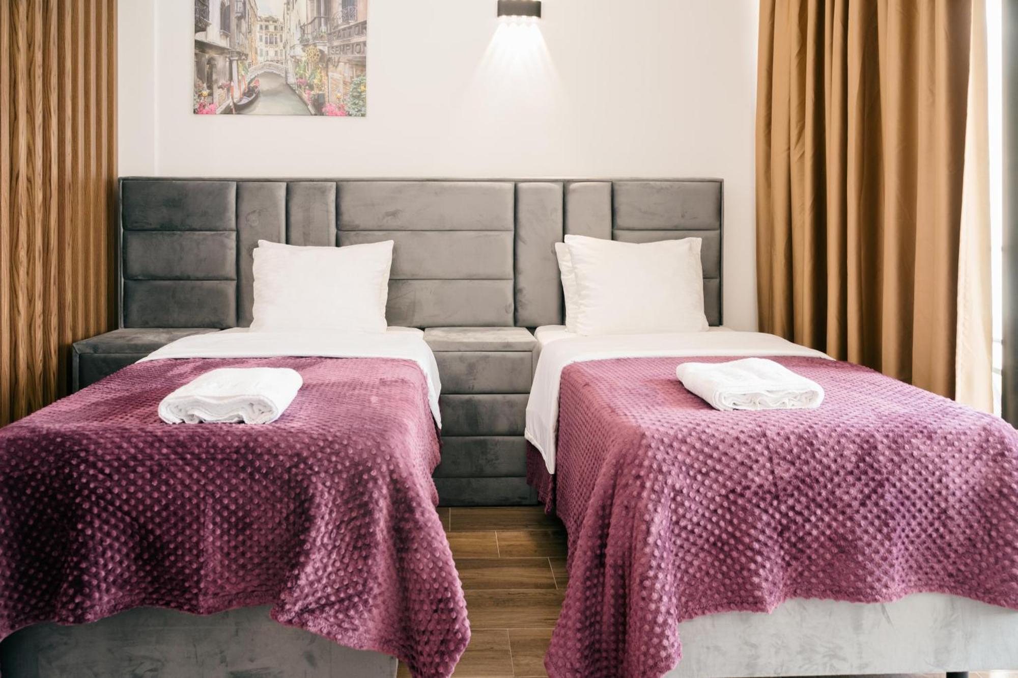 Hotel Lajka Luxury 乌尔齐尼 外观 照片